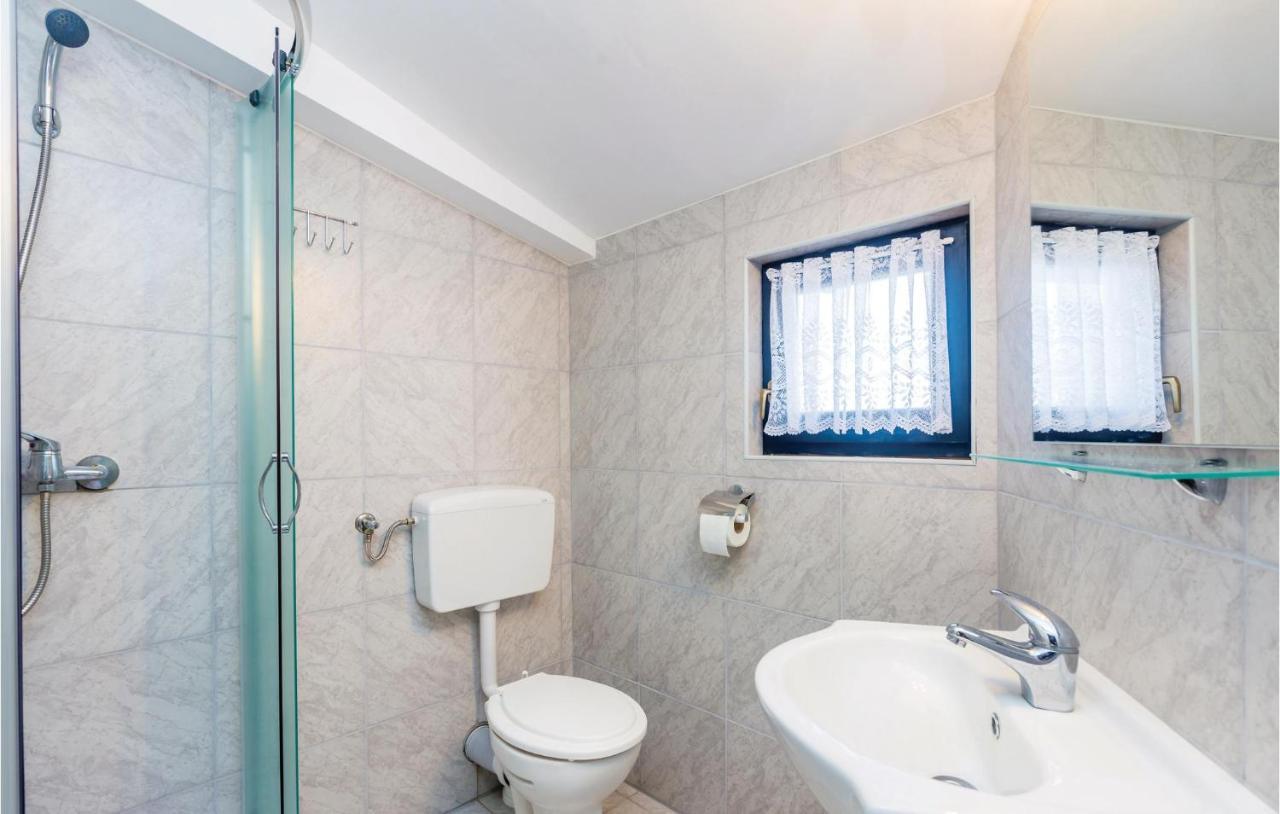 Amazing Apartment In Zupanje With Wifi Exteriör bild